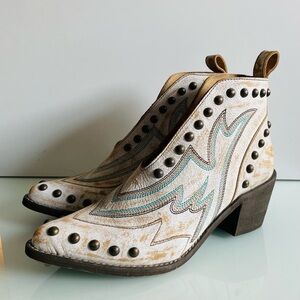 NEW Handmade Women's Cowgirl Booties Size 9.5